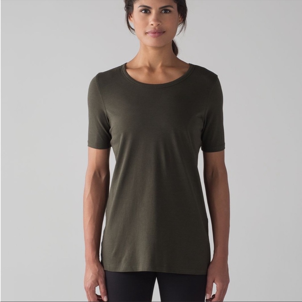 LULULEMON Love Crew Size 4